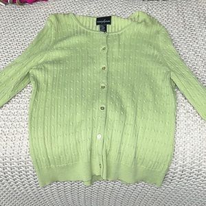 Green sweater!!